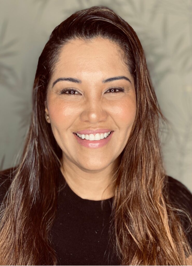 Foto da Médica e Nutróloga Luciana Lessa